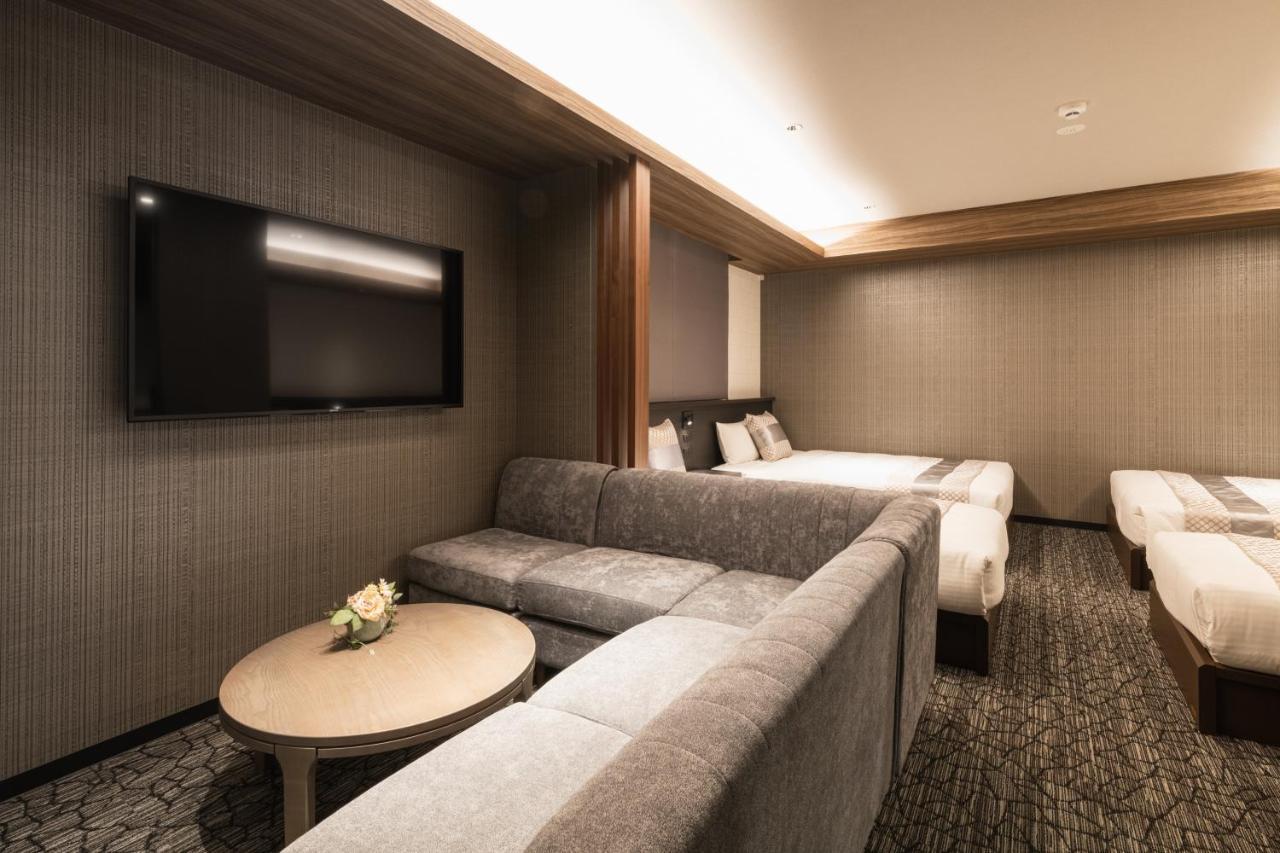 Grand Base Aparthotel