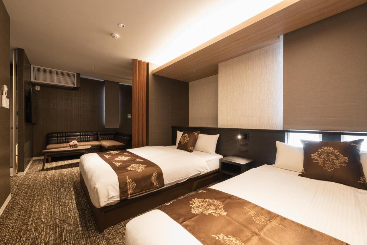 Grand Base Aparthotel