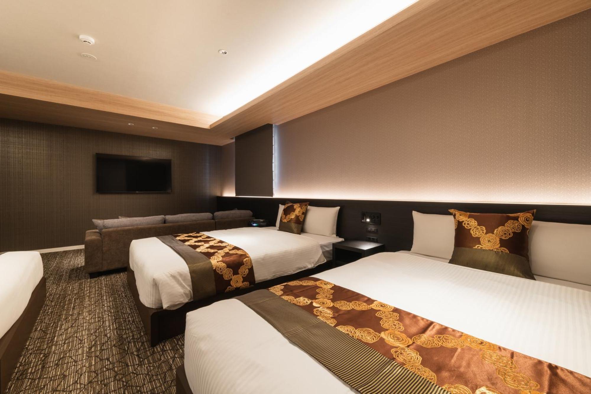 Grand Base Aparthotel 2*